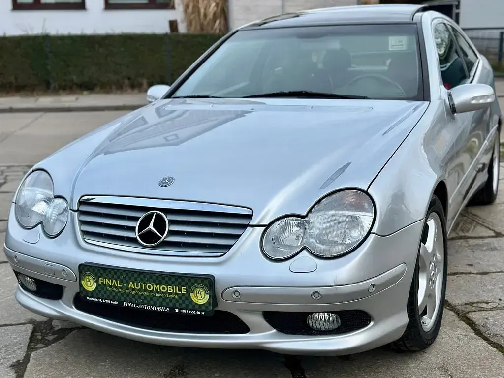 Gebraucht Mercedes C200 AMG 163 PS (119 kW) 2001 Silber Coupé