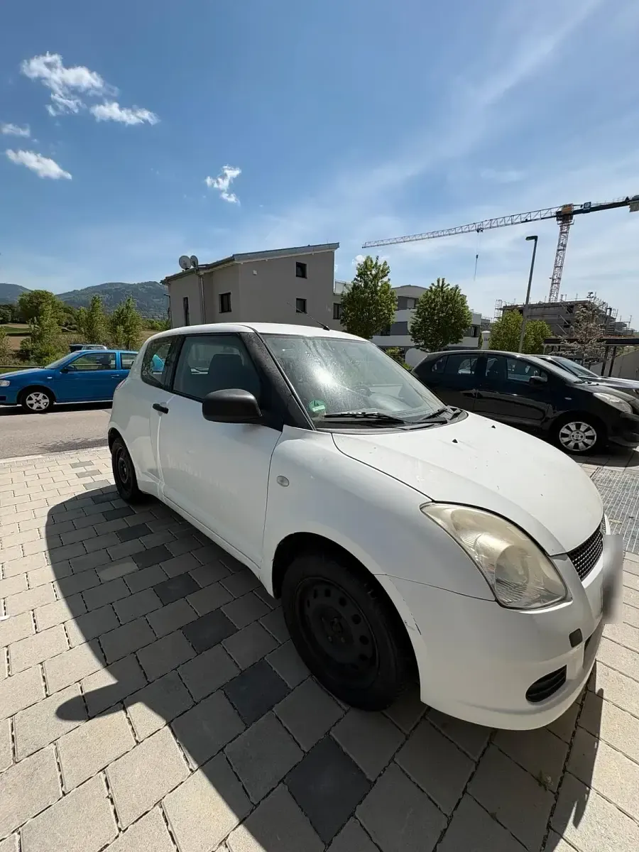 Gebraucht Suzuki Swift 92 PS (67 kW) 2007 Weiß Kleinwagen