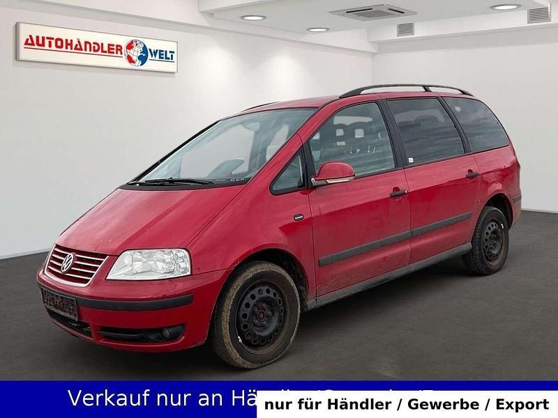 Rot Gebraucht 2009 VW Sharan Trendline Van / Kleinbus | 1.999 € (Superpreis) - Bild 1/3