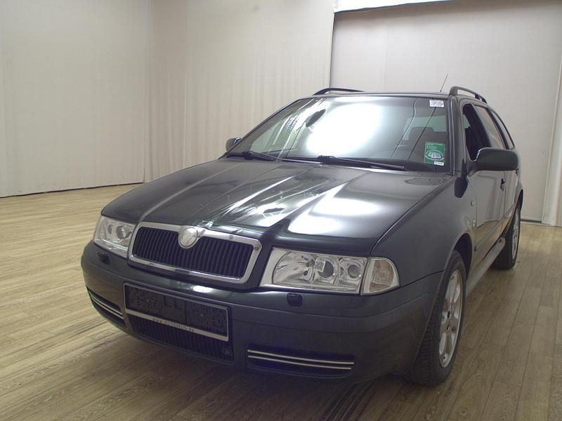 Gebraucht Skoda Octavia LAURIN & KLEMENT 131 PS (96 kW) 2004 Grün metallic Limousine
