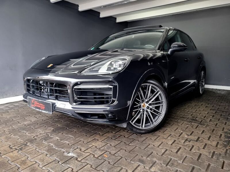Schwarz Gebraucht 2020 Porsche Cayenne S SUV | 62.990 € (Guter Preis) - Bild 1/4