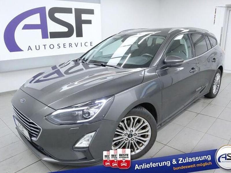 Grau Gebraucht 2019 Ford Focus Titanium Kombi | 17.470 € (Etwas zu teuer) - Bild 1/3