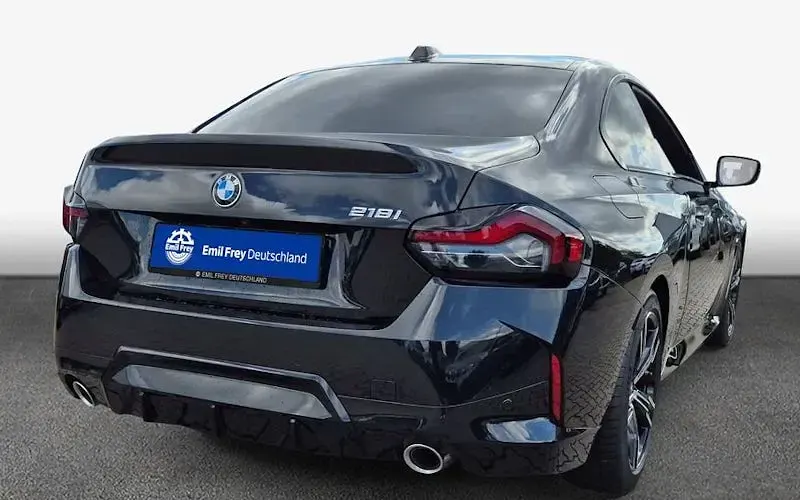 Nowe BMW 218 Performance 156 KM (114 kW) 2025 Czarny Coupe