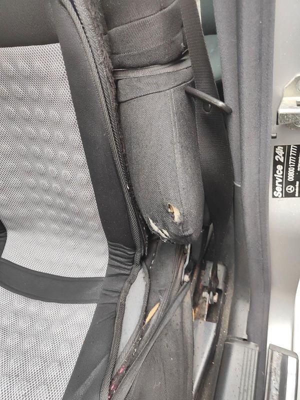 Gebraucht Mercedes E220 Classic 143 PS (105 kW) 2002 Silber Kombi