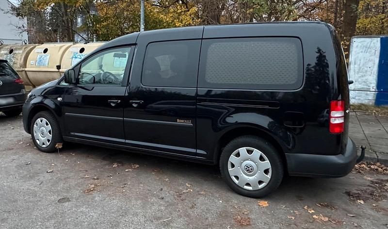 Gebraucht VW Caddy 102 PS (75 kW) 2011 Schwarz Van / Kleinbus