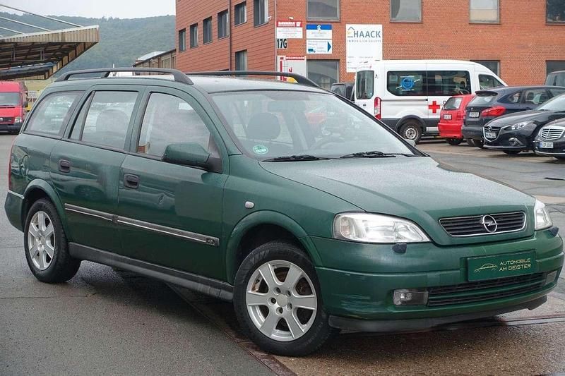 Grün Gebraucht 1999 Opel Astra Edition Kombi | 990 € (Guter Preis) - Bild 1/4