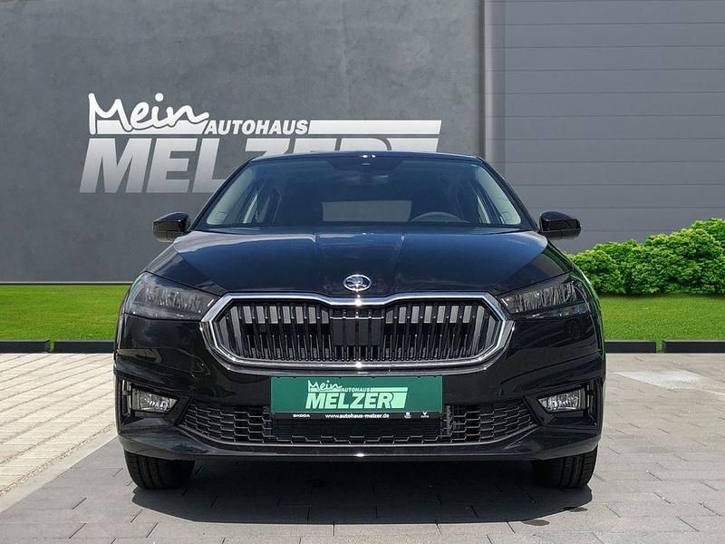 Neu Skoda Fabia Essence 95 PS (69 kW) 2025 Schwarz Kleinwagen