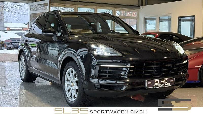 Gebraucht Porsche Cayenne S Chrono 441 PS (324 kW) 2017 Schwarz SUV