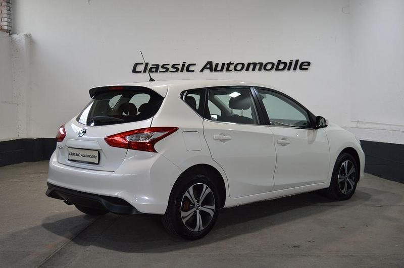 Gebraucht Nissan Pulsar Acenta 116 PS (85 kW) 2017 Weiß Kleinwagen