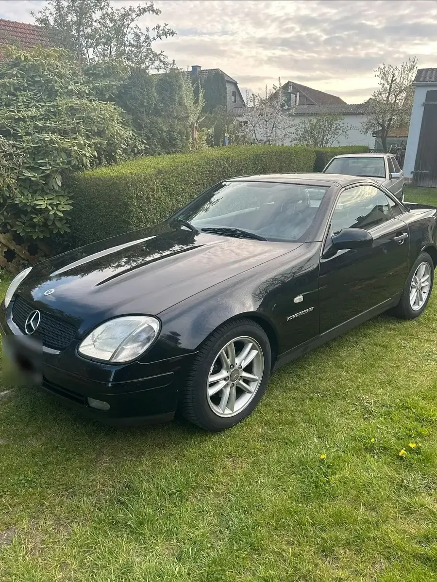 Gebraucht Mercedes SLK230 193 PS (141 kW) 2000 Schwarz Cabrio