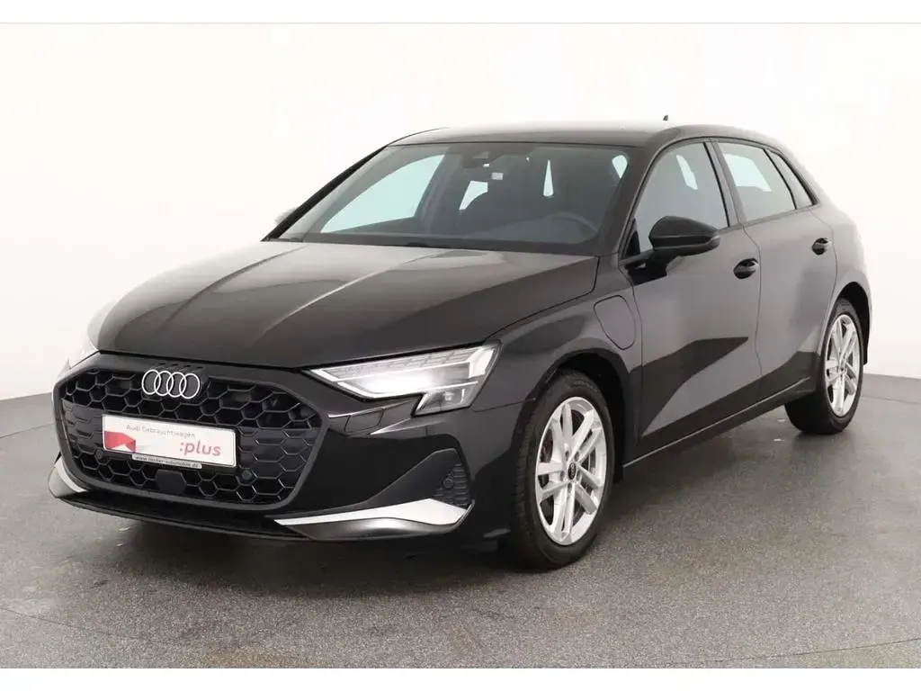 Gebraucht Audi A3 Advanced 204 PS (150 kW) 2025 Schwarz Limousine
