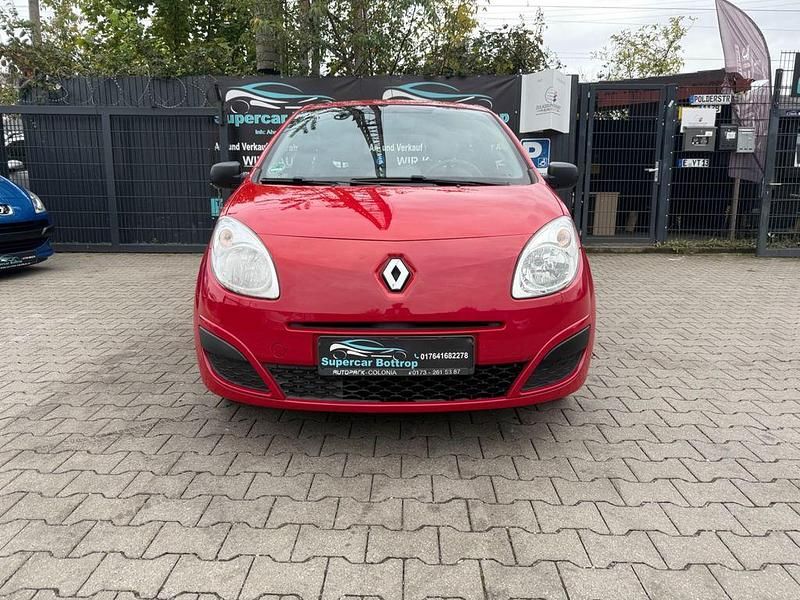 Rot Gebraucht 2011 Renault Twingo Kleinwagen | 3.500 € (Fairer Preis) - Bild 1/4