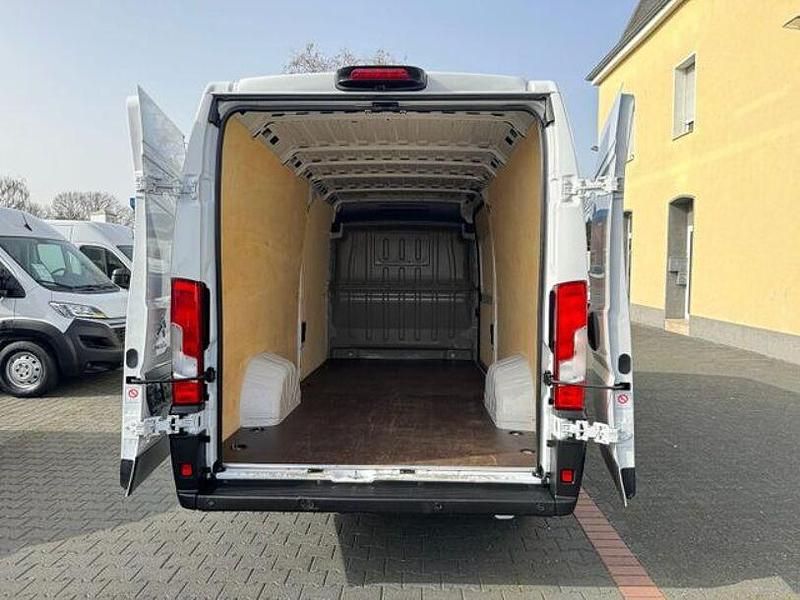 Gebraucht Citroën Jumper 165 PS (121 kW) 2024 Weiß Van / Kleinbus