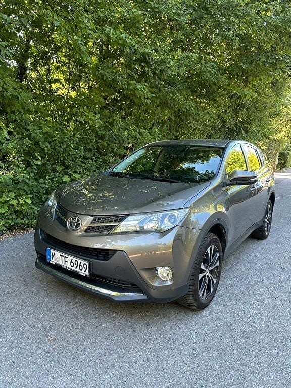 Gebraucht 2016 Toyota RAV4 Comfort SUV | 13.000 € (Superpreis) - Bild 1/4