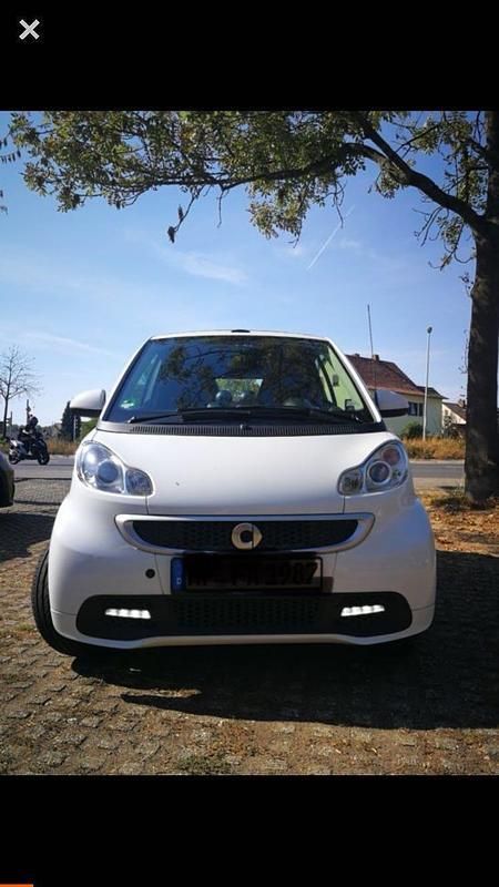 Weiß Gebraucht 2013 Smart ForTwo Cabrio Cabrio | 6.500 € (Fairer Preis) - Bild 1/4