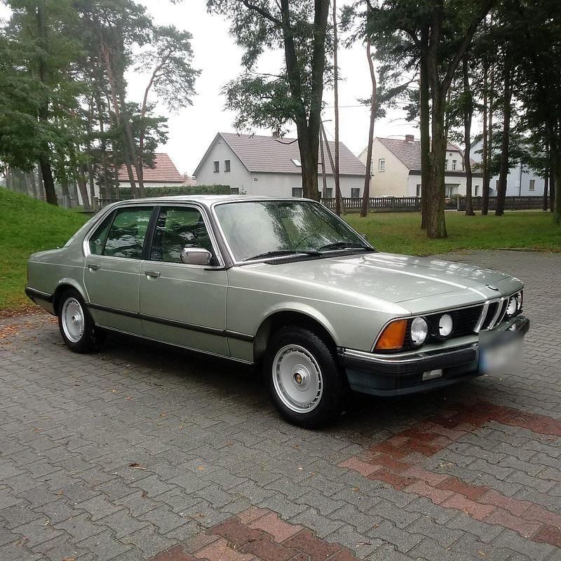 Gebraucht BMW 735 217 PS (159 kW) 1983 Limousine