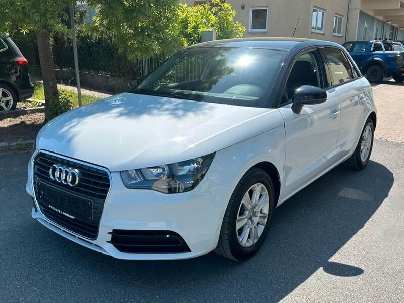 Weiß Gebraucht 2014 Audi A1 Sportback Attraction Kleinwagen | 9.499 € (Guter Preis) - Bild 1/4