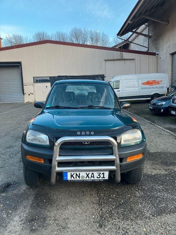 Gebraucht Toyota RAV4 150 PS (110 kW) 1996 Grün SUV