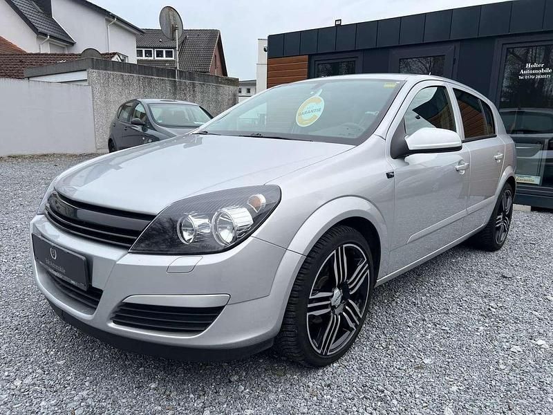 Gebraucht Opel Astra 105 PS (77 kW) 2004 Other Limousine