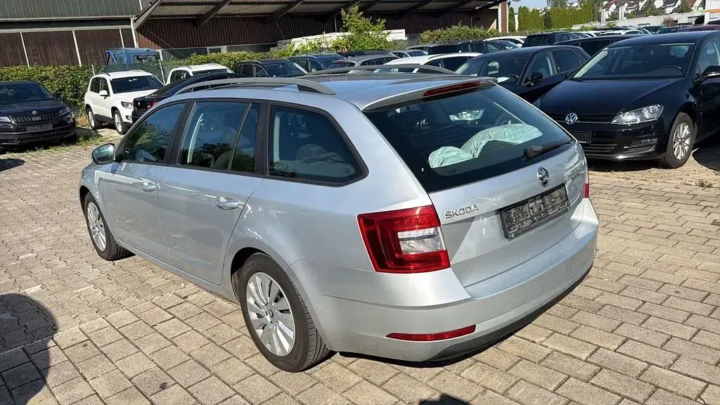 Gebraucht Skoda Octavia Active 116 PS (85 kW) 2018 Silber Kombi
