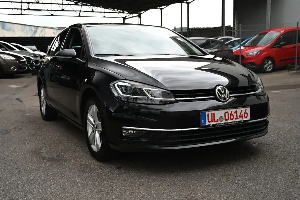 Gebraucht VW Golf VII Highline 150 PS (110 kW) 2018 Schwarz Limousine