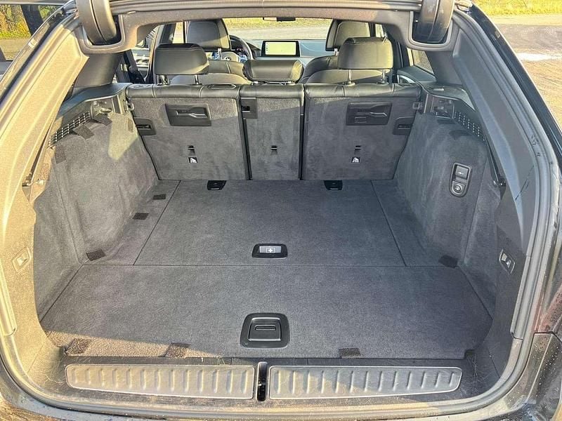 Gebraucht BMW M550 400 PS (294 kW) 2020 Schwarz Limousine