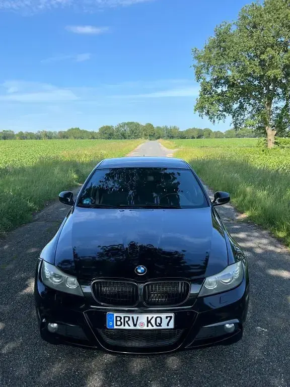 Gebraucht BMW 330 M Sport 245 PS (180 kW) 2010 Schwarz Limousine