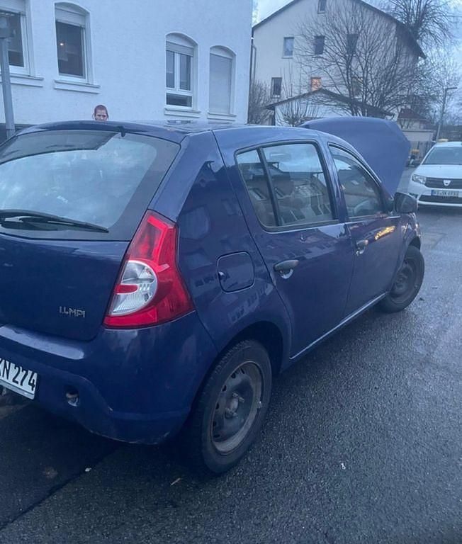 Gebraucht Dacia Sandero 75 PS (55 kW) 2009 Blau Limousine