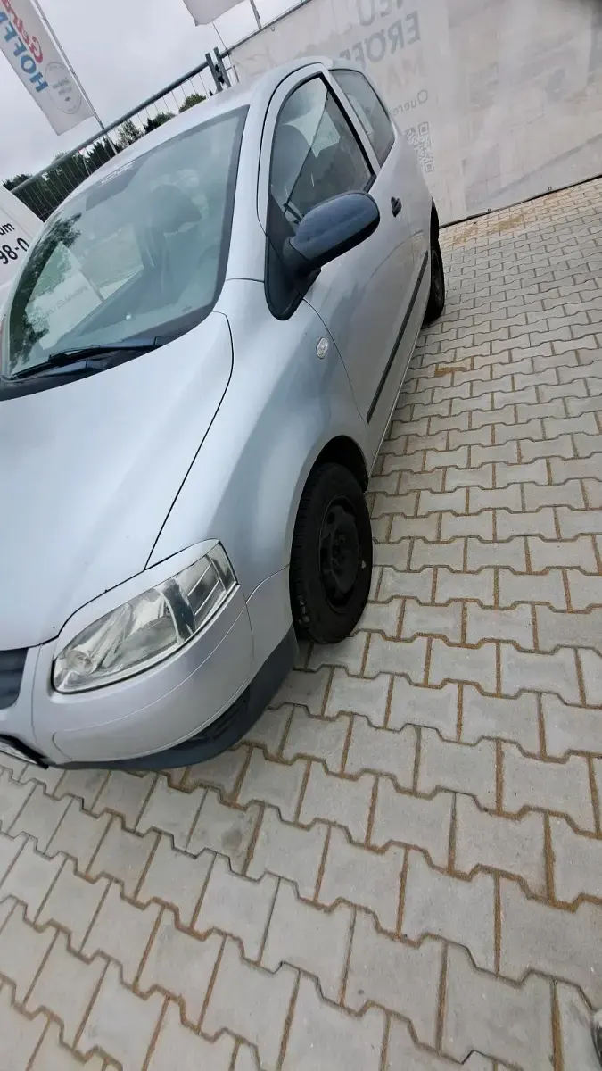 Używany VW Fox 55 KM (40 kW) 2010 Srebrny Hatchback