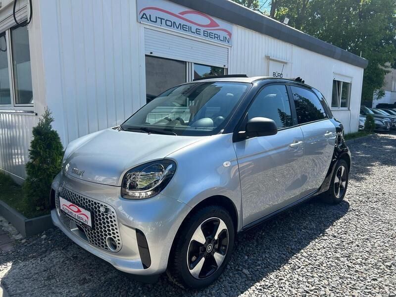 Silber Gebraucht 2021 Smart ForFour Electric Drive Passion Kleinwagen | 8.500 € (Superpreis) - Bild 1/4