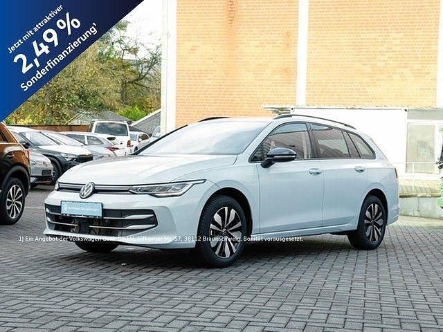 Crystal ice blue metallic Gebraucht 2025 VW Golf VIII Goal Kombi | 25.498 € (Superpreis) - Bild 1/4