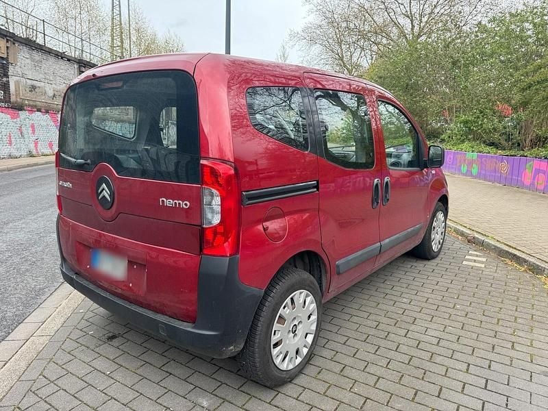 Gebraucht Citroën Nemo 73 PS (53 kW) 2009 Rot Van / Kleinbus
