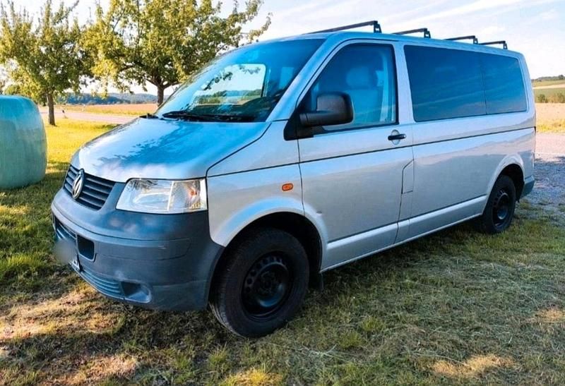 Silber Gebraucht 2003 VW T5 Van | 5.000 € (Etwas zu teuer) - Bild 1/4