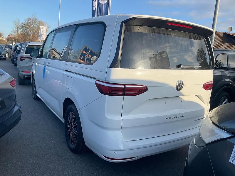 Neu VW Multivan Business 245 PS (180 kW) 2026 Candy weiß Van