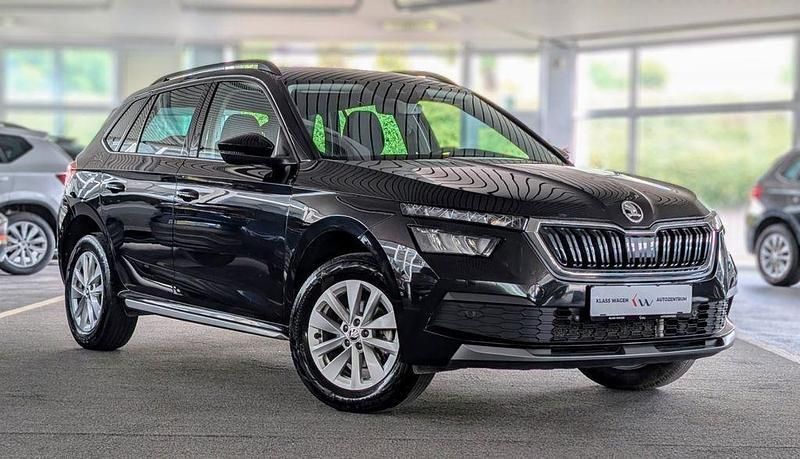 Schwarz Gebraucht 2023 Skoda Kamiq Style SUV | 18.875 € - Bild 1/4