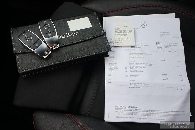 Gebraucht Mercedes CLA250 Premium Plus 224 PS (164 kW) 2020 Grau Limousine