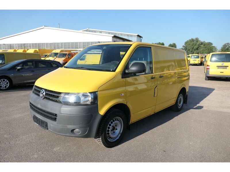 Gebraucht VW T5 84 PS (61 kW) 2011 Ginstergelb r1032 Van