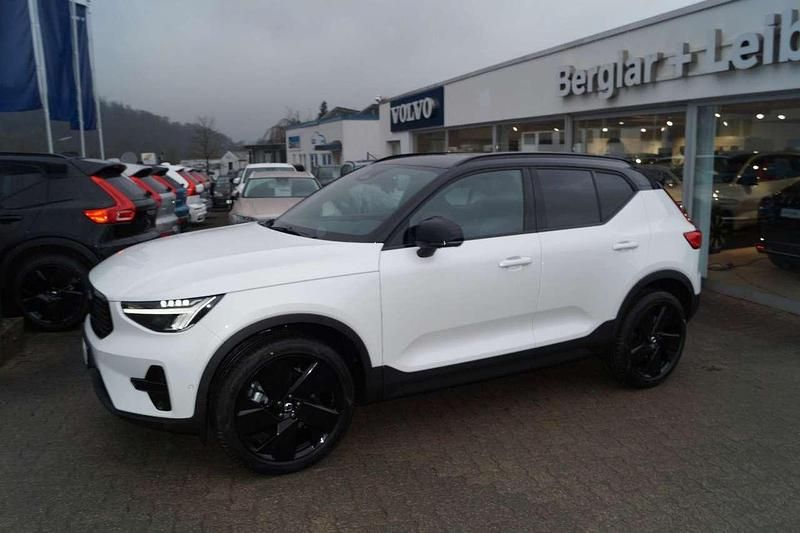Gebraucht Volvo XC40 Plus 197 PS (144 kW) 2025 Weiß SUV