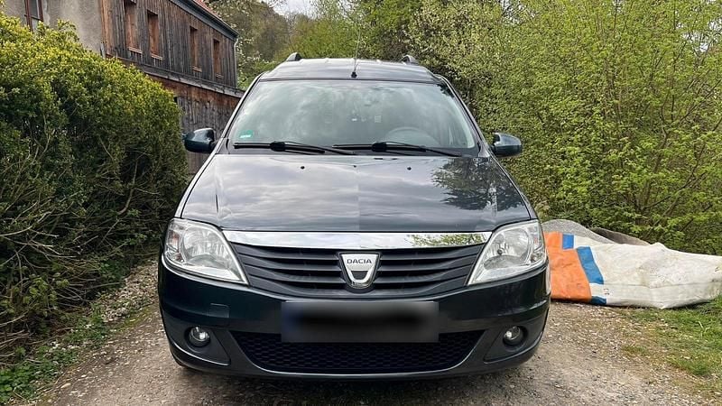 Second-hand Dacia Logan 87 CP (63 kW) 2009 Gri Break