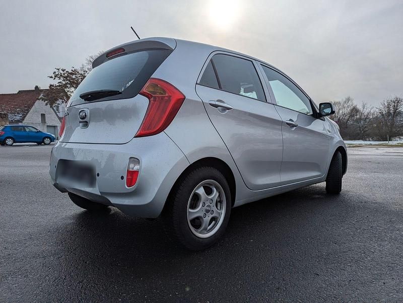 Gebraucht Kia Picanto 86 PS (63 kW) 2015 Silber Kleinwagen