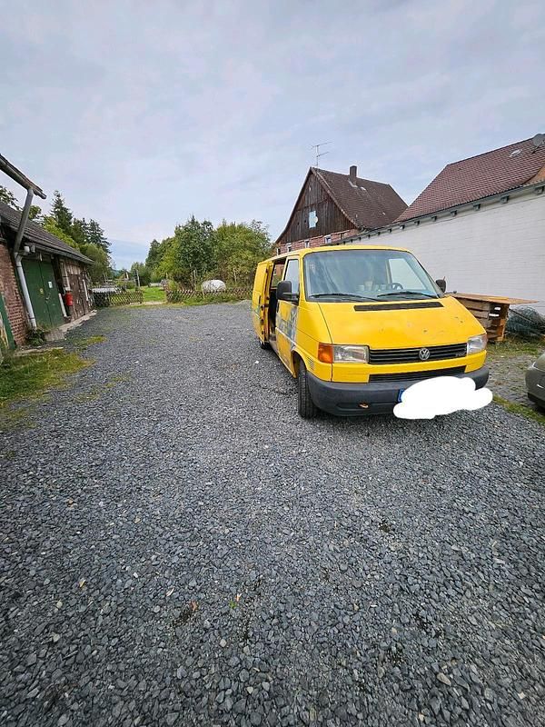 Gelb Gebraucht 1995 VW T4 Van | 4.500 € - Bild 1/4