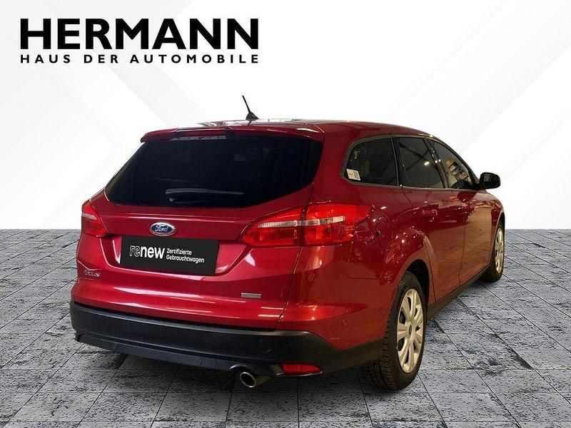 Gebraucht Ford Focus Business Edition 150 PS (110 kW) 2018 Rot Limousine
