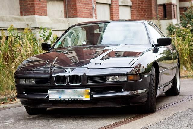Gebraucht BMW 850 407 PS (299 kW) 1993 Schwarz metallic Coupé
