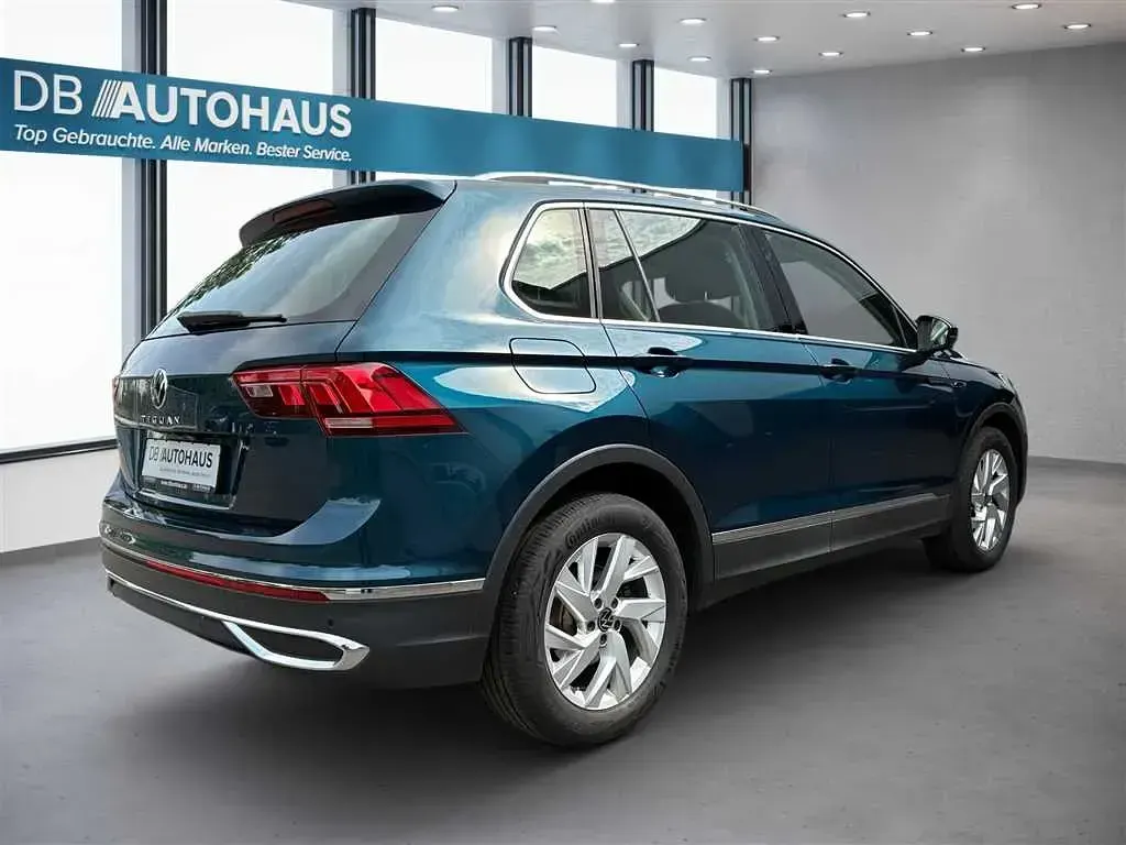 Gebraucht VW Tiguan Elegance 150 PS (110 kW) 2024 Blau SUV