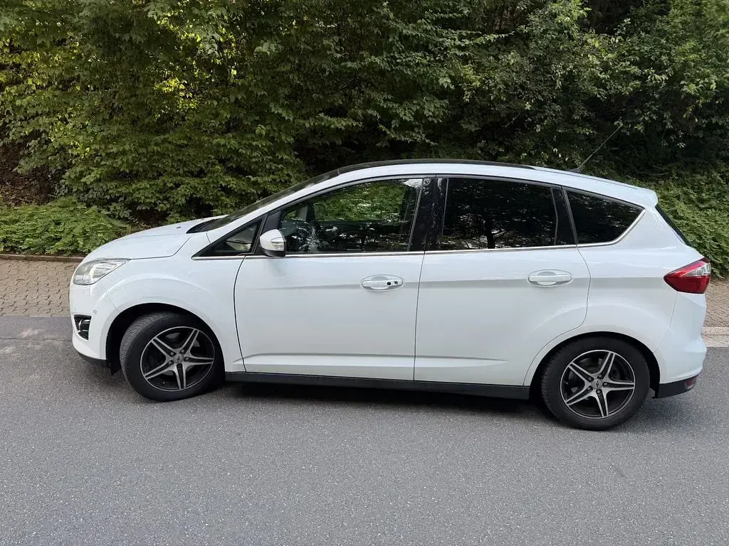 Gebraucht Ford C-MAX Titanium 140 PS (102 kW) 2012 Weiß Van / Kleinbus