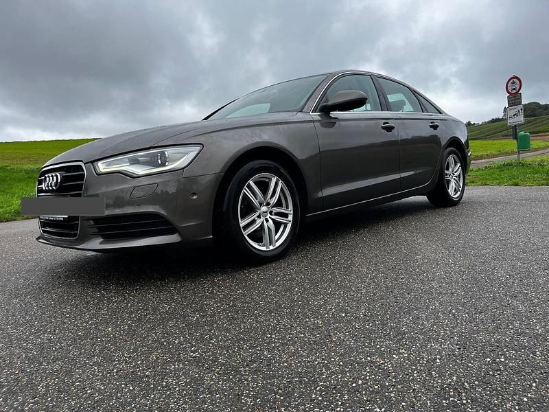 Andere farben Gebraucht 2014 Audi A6 Limousine | 12.000 € (Fairer Preis) - Bild 1/4