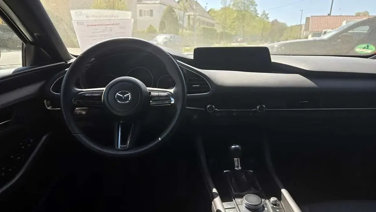 Gebraucht Mazda 3 Homura-Line 140 PS (102 kW) 2024 Soul red crystal Limousine
