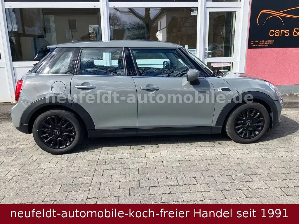 Gebraucht Mini ONE Pepper 102 PS (75 kW) 2021 Grau Kleinwagen