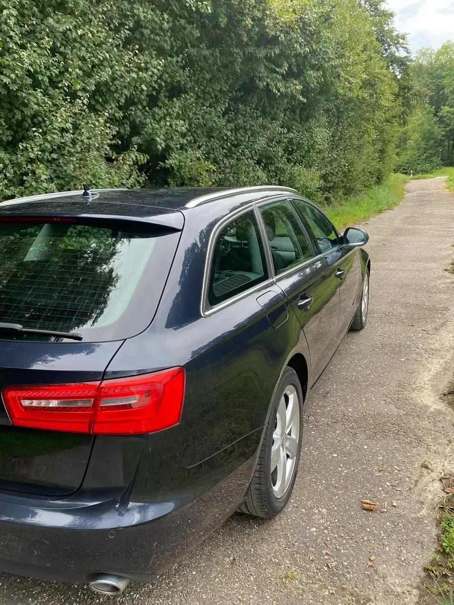 Gebraucht Audi A6 204 PS (150 kW) 2012 Schwarz Kombi