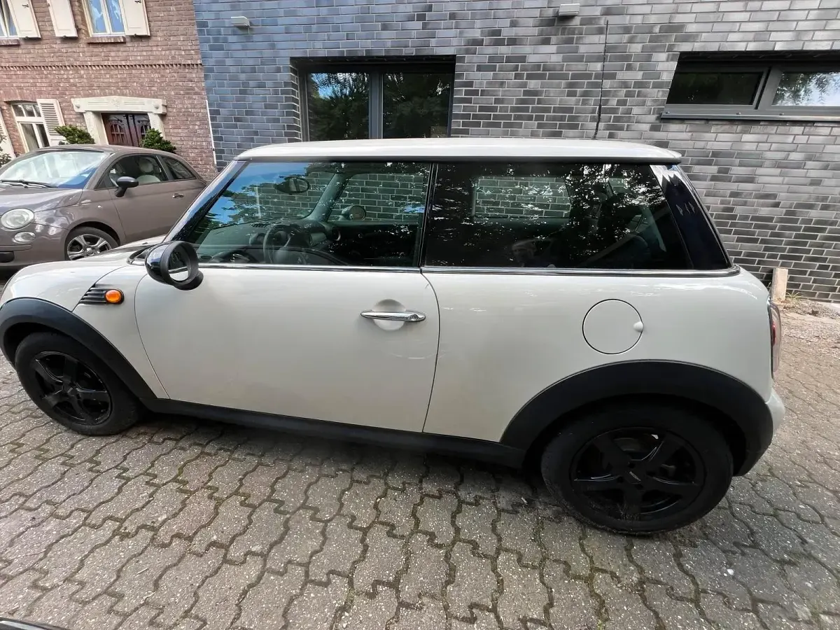 Gebraucht Mini ONE 95 PS (69 kW) 2009 Weiß Kleinwagen